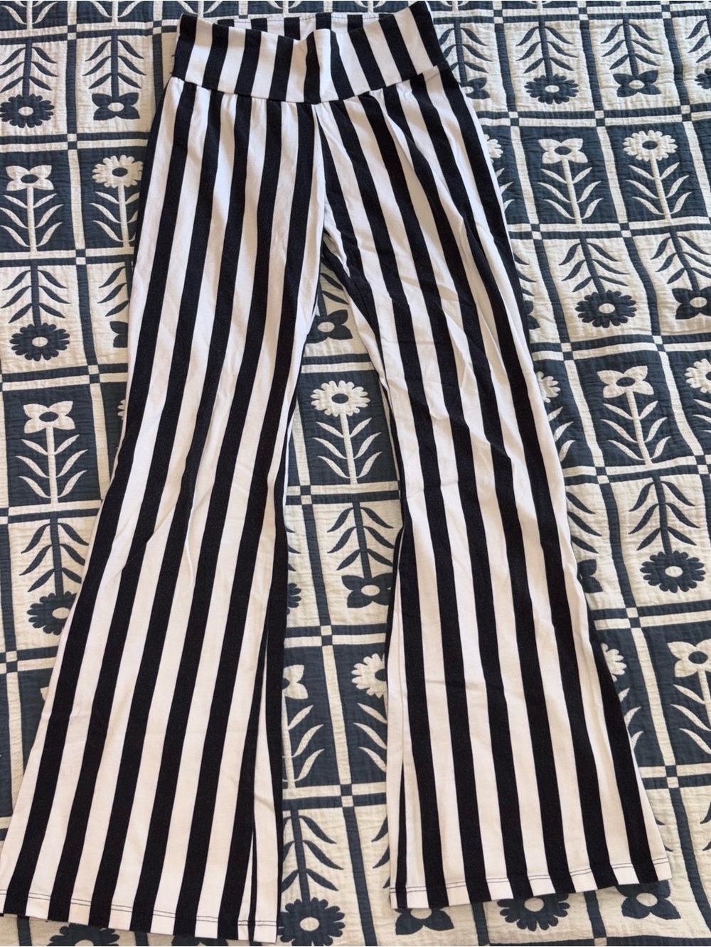 Abercrombie Kids Flair Leggings Size 11/12